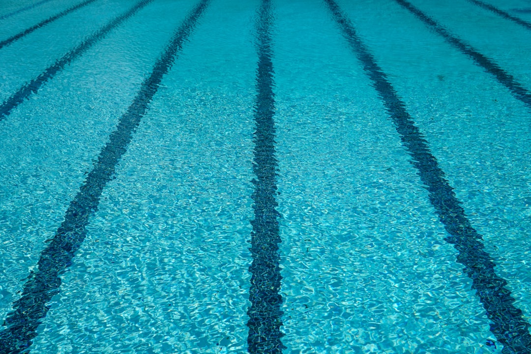 Mastering Swimming Etiquette at Public Pools